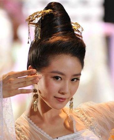 娱乐吃瓜姐刘诗诗,娱乐圈的清新“吃瓜”女神