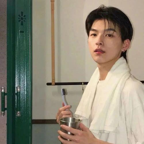 娱乐吃瓜酱帅气的男朋友,帅气男友助力娱乐吃瓜酱星光熠熠