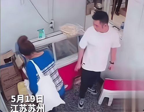 娱乐吃瓜小花当枪,揭秘当红明星背后的幕后故事