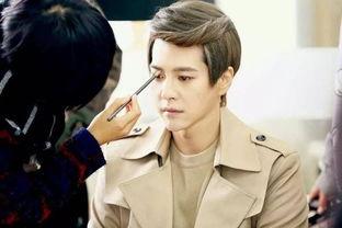 娱乐圈吃瓜双男主文,瓜田里的双男主风云录