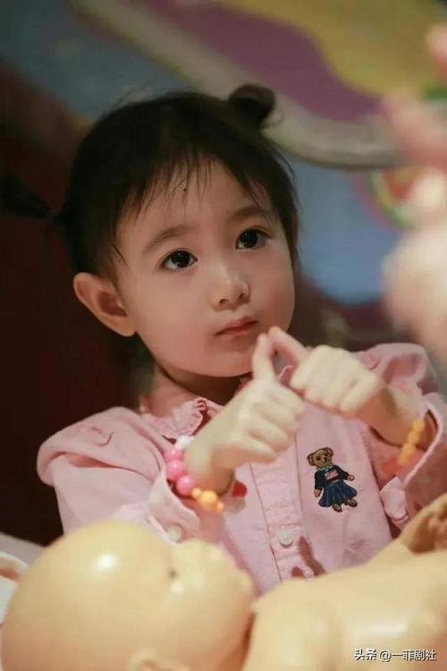 小瓜吃瓜娱乐,揭秘娱乐圈幕后故事，带你领略明星真实生活