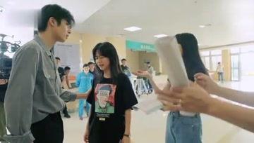 吃瓜娱乐蓝,揭秘娱乐圈幕后故事